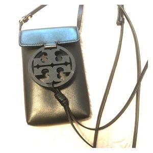 Tory Burch Bags - Tory Burch Miller Phone Crossbody Tory Burch Bags - Tory Burch Miller Phone Crossbody